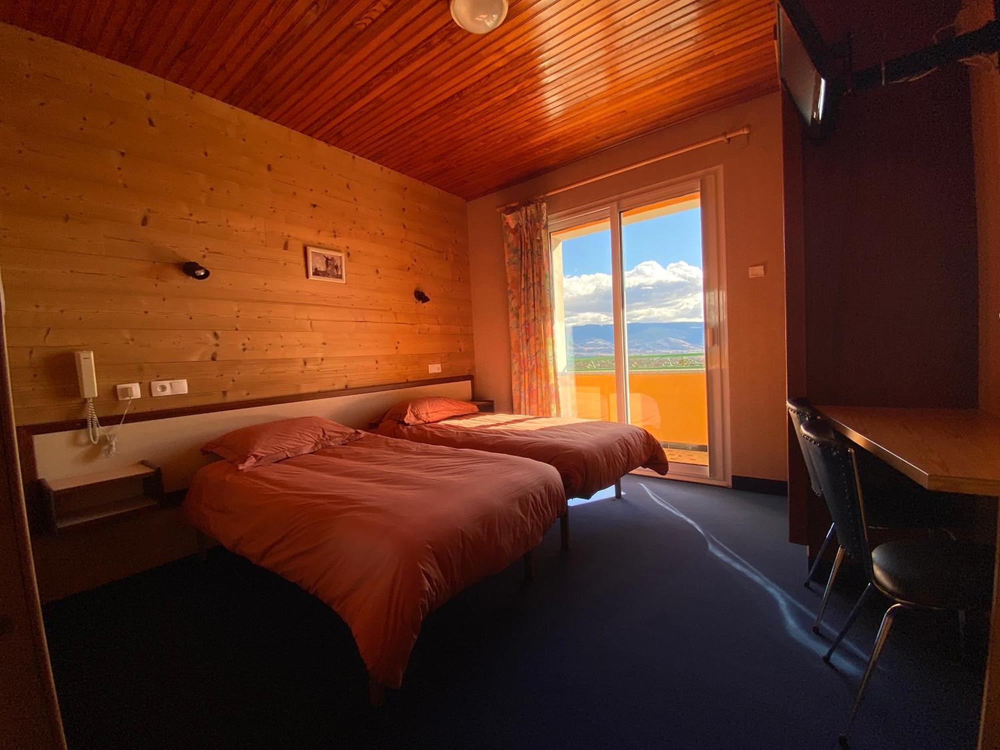Relais Du Belloch Angoustrine ภายนอก รูปภาพ