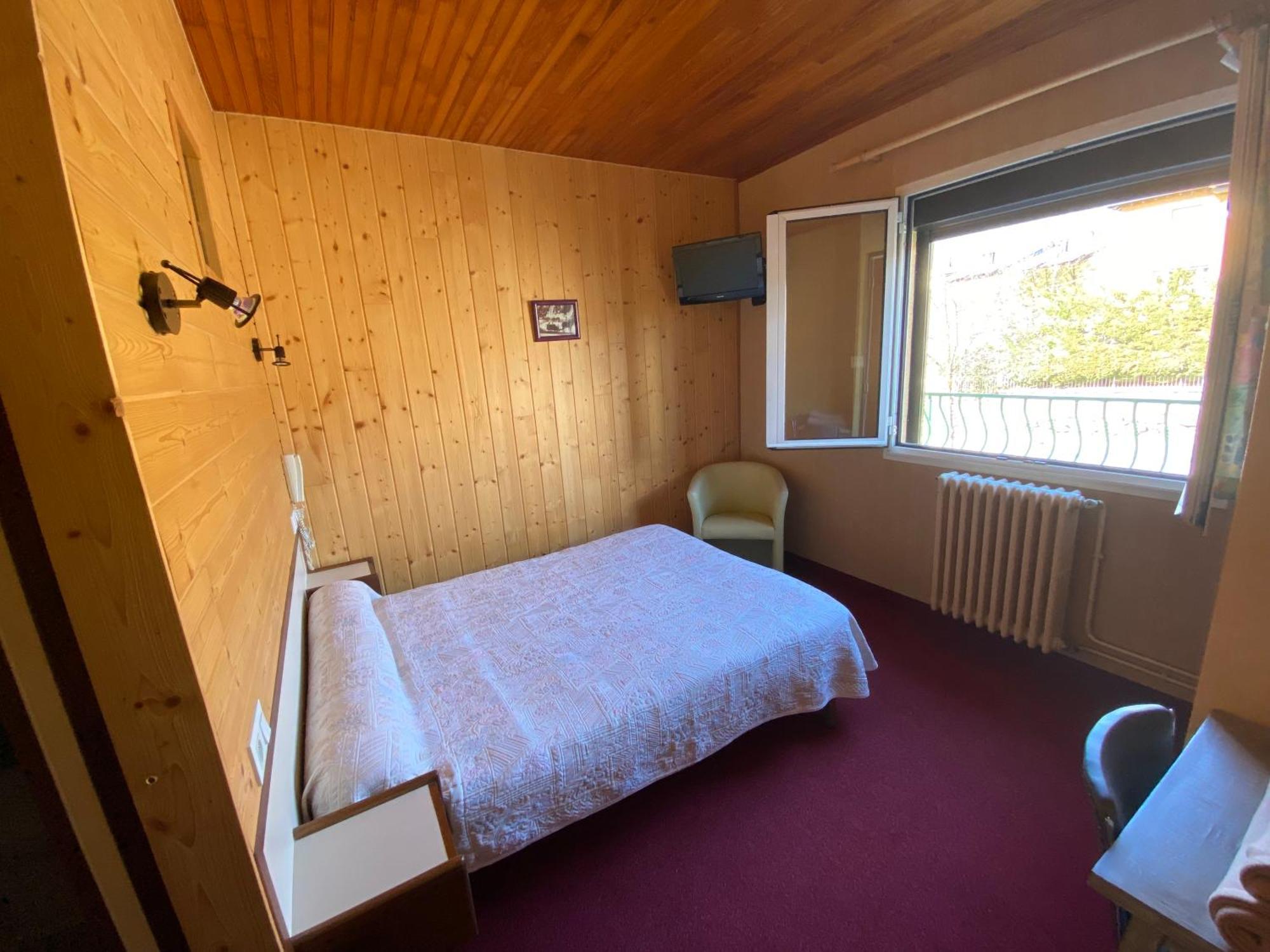 Relais Du Belloch Angoustrine ภายนอก รูปภาพ